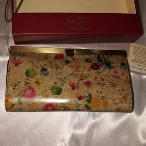 Patricia Nash Cauchy Leather Wallet Prairie Rose Print NWT, Card & Box
